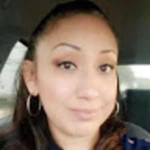 Meet your Posher, Delia